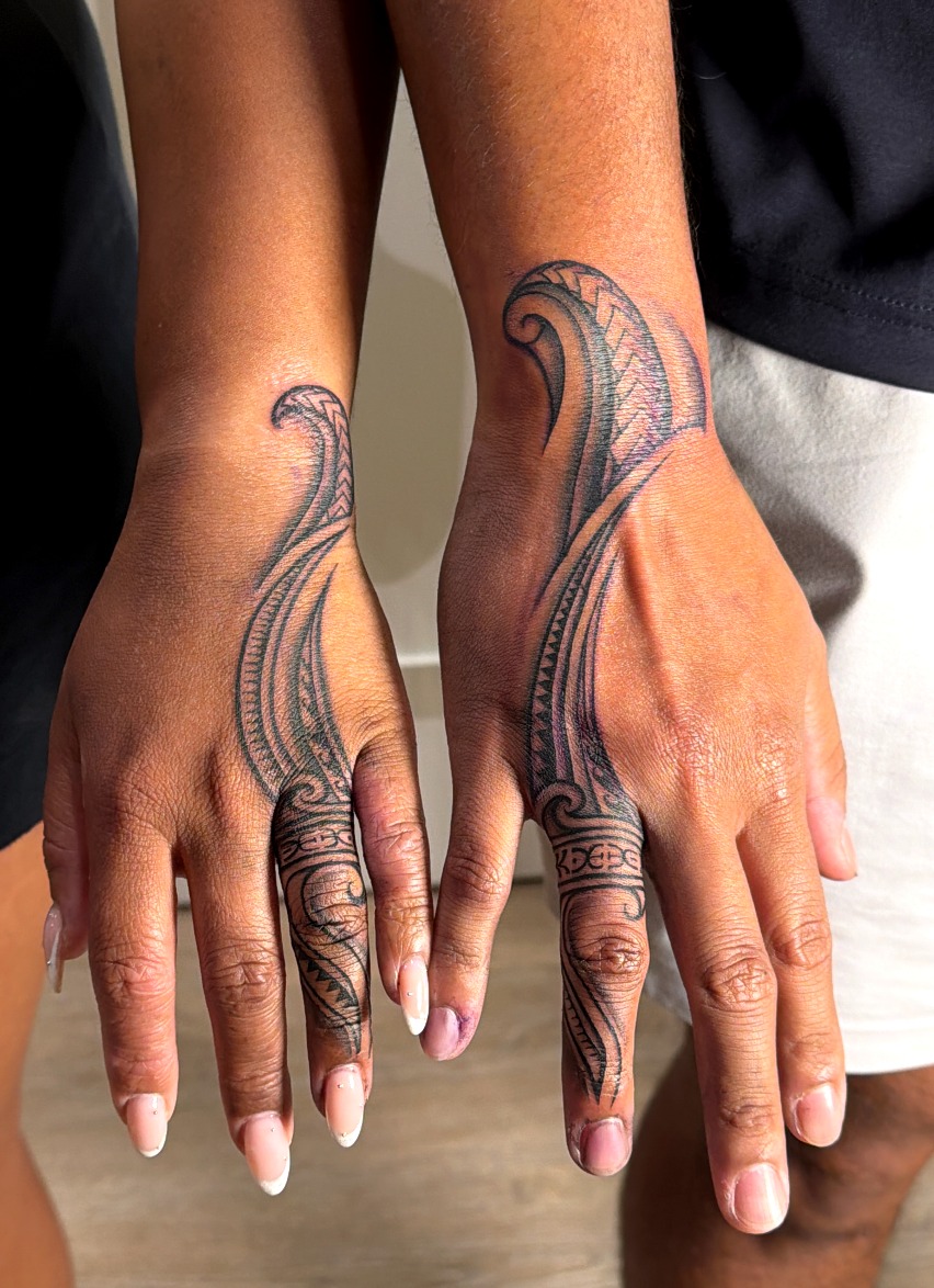 Polynesian hand tattoos by Joshawa Elsas at IslandTAT