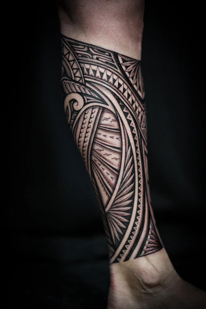 Polynesian leg sleeve tattoo by IslandTAT San Diego