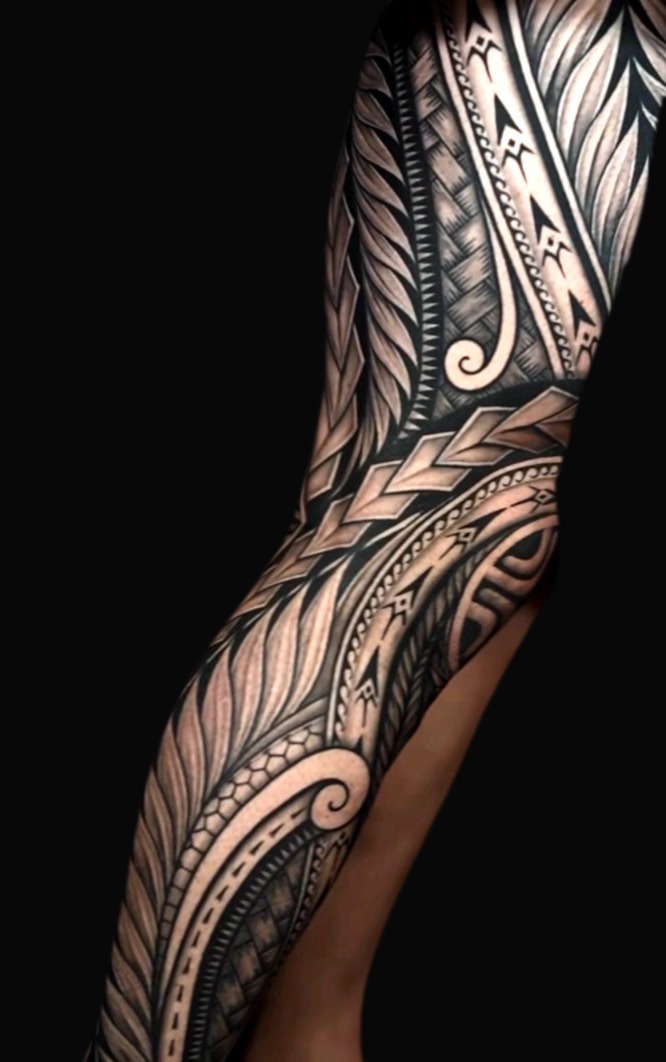 Polynesian leg sleeve tattoo by Joshawa Elsas at IslandTAT
